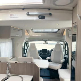 Carado T447 Pro + Interior