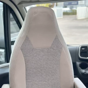 Carado T447 Pro + Passenger Seat