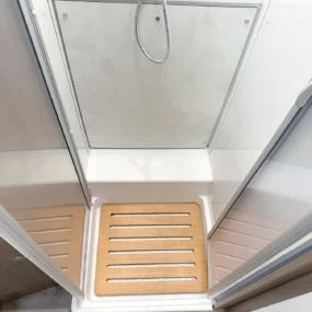 Carado T447 Pro + Shower Floor