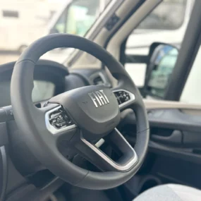 Carado T447 Pro + Steering Wheel