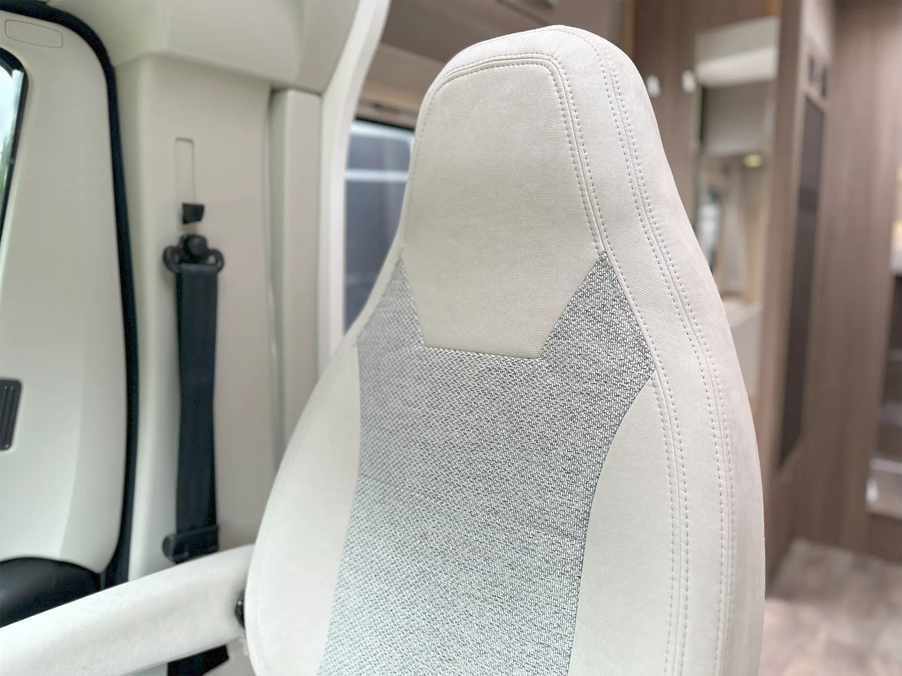 Carado T 457 Pro+ Drivers Seat