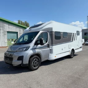 Carado T 457 Pro+ Exterior Front Left