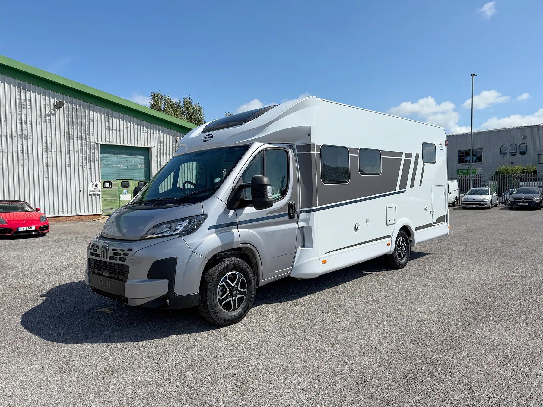 Carado T 457 Pro+ Exterior Front Left