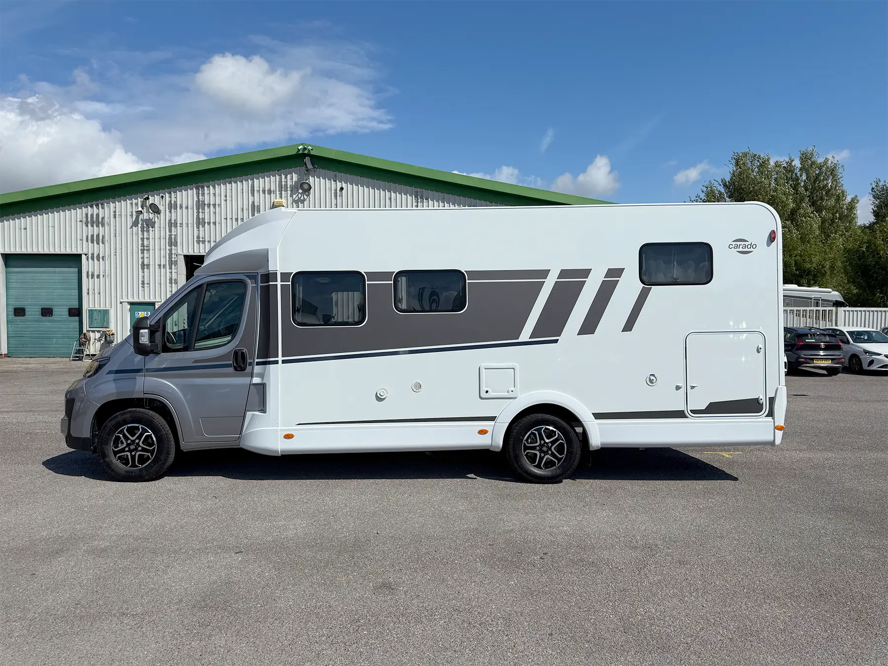 Carado T 457 Pro+ Exterior Left Side