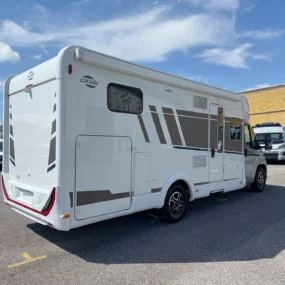 Carado T 457 Pro+ Exterior Rear Right