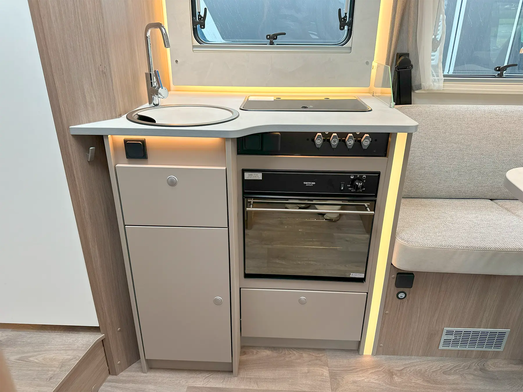 Carado T 457 Pro+ Kitchen