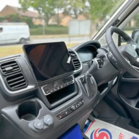 Carado T 457 Pro+ Steering Wheel & Multimedia System