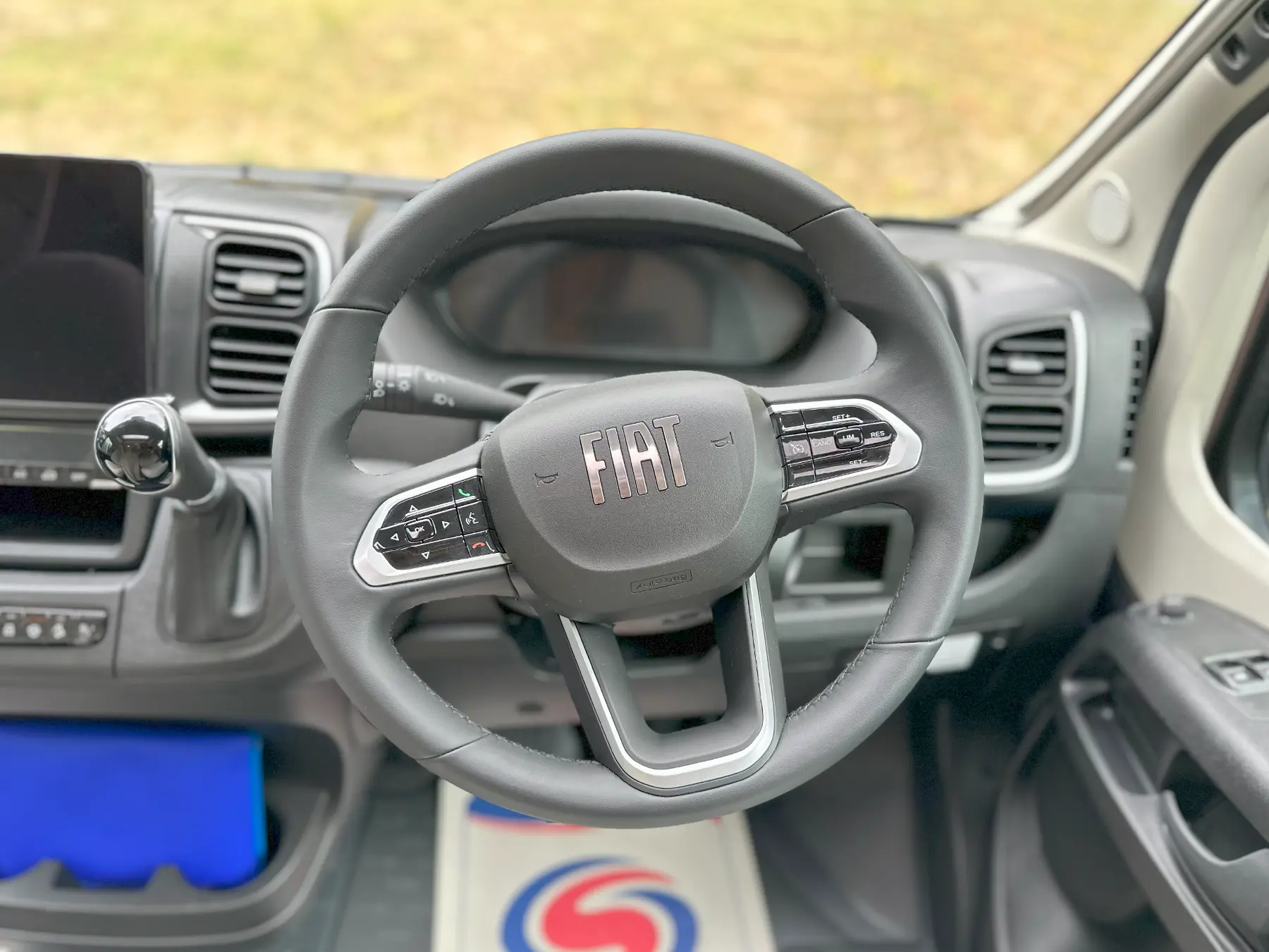 Carado T 457 Pro+ Steering Wheel