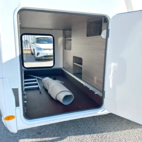 Carado T338 Pro Motorhome 7102 - Exterior Garage