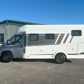 Carado T338 Pro Motorhome 7102 - Exterior Left