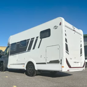 Carado T338 Pro Motorhome 7102 - Exterior Rear Left