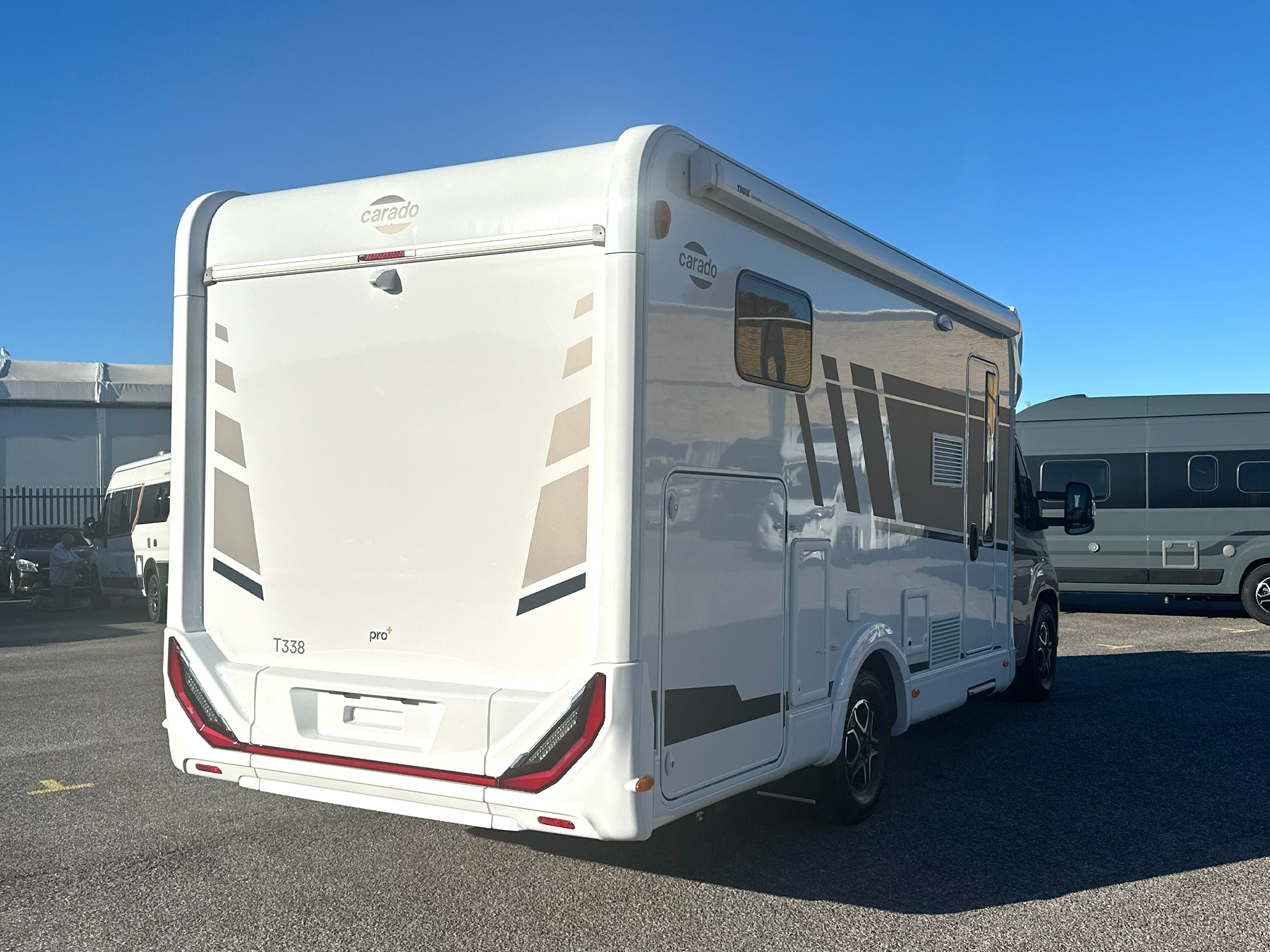 Carado T338 Pro Motorhome 7102 - Exterior Rear Right