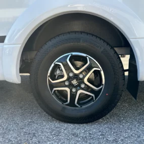 Carado T338 Pro Motorhome 7102 - Exterior Wheel