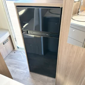 Carado T338 Pro Motorhome 7102 - Kitchen Fridge