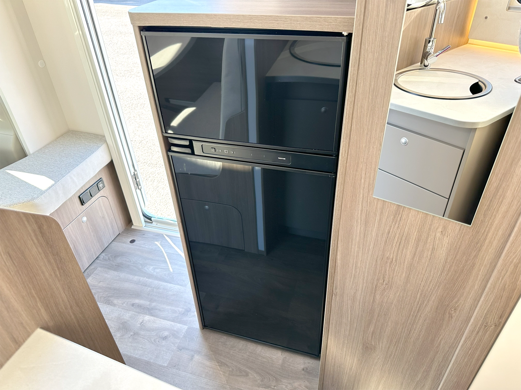 Carado T338 Pro Motorhome 7102 - Kitchen Fridge