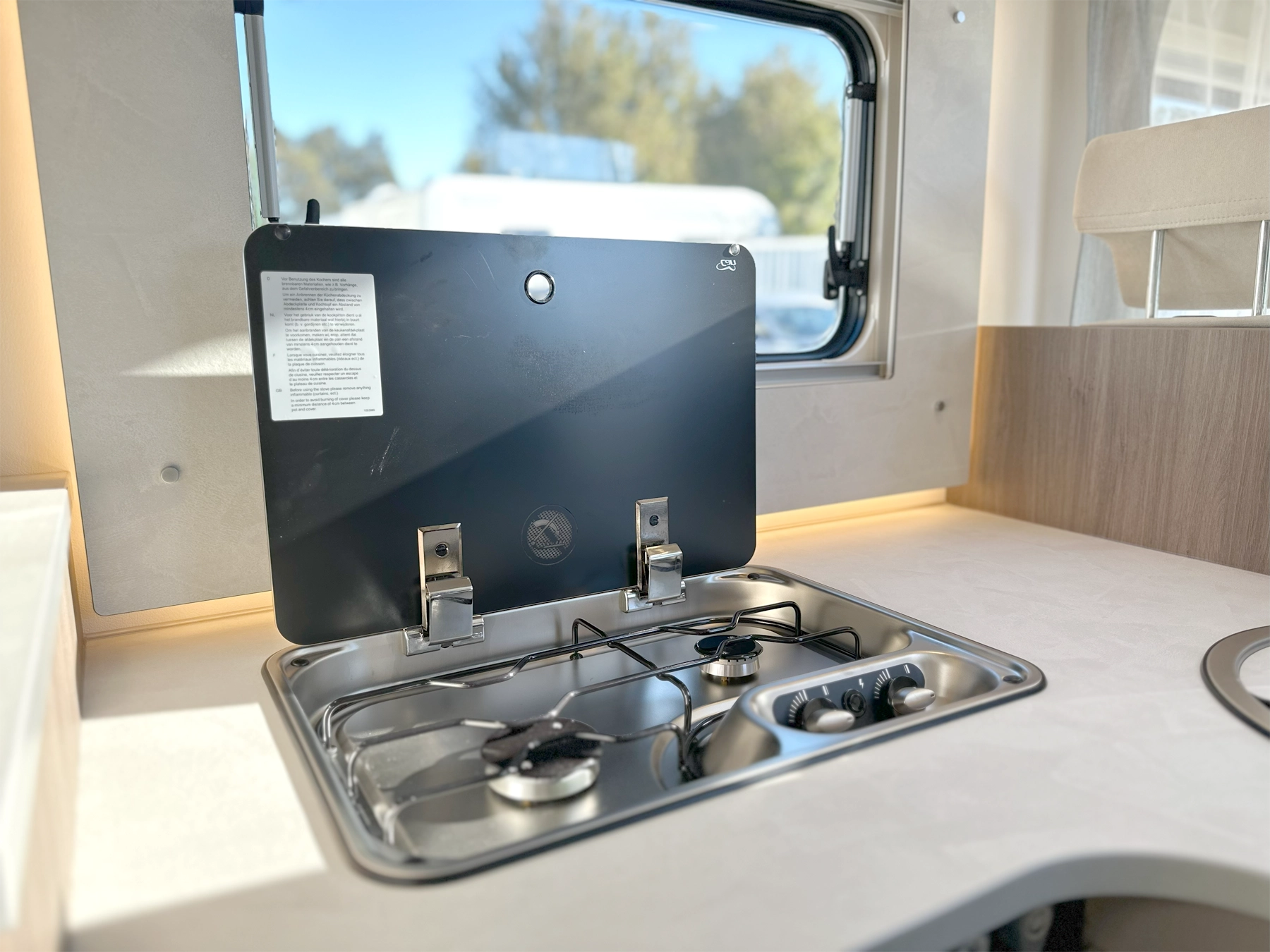 Carado T338 Pro Motorhome 7102 - Kitchen Hob