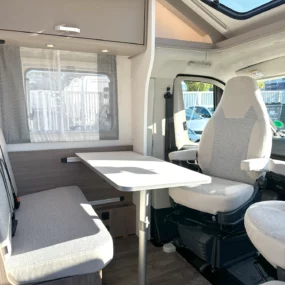 Carado T338 Pro Motorhome 7102 - Lounge