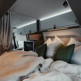 Hymer Grand Canyon S CrossOver Campervan - Bed 2