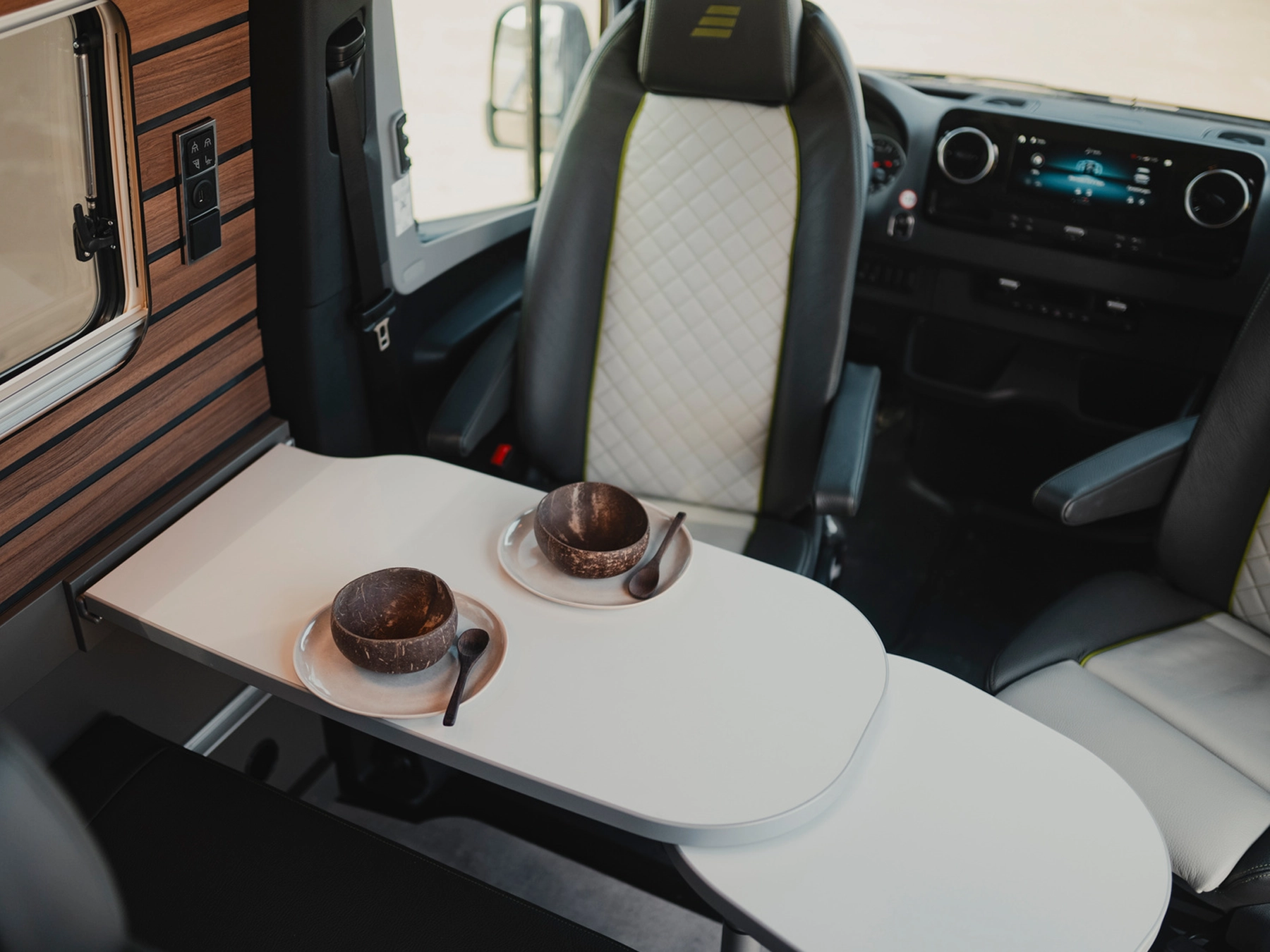 Hymer Grand Canyon S CrossOver Campervan - Seating 2