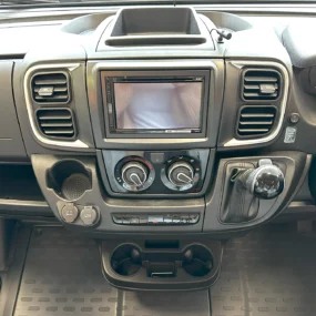 Burstner Campeo TD 736 G Motorhome Headunit