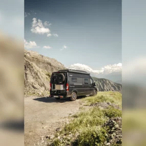 Hymer Grand Canyon Campervan - Exterior Lifestyle Cliff