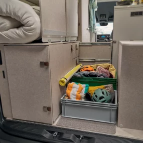 Hymer Grand Canyon S600 Campervan - Garage Storage