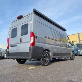 Carado CV600 Pro Pop-Top Exterior Rear Right