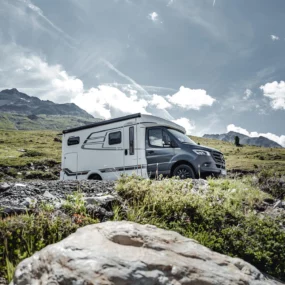 Hymer ML-T Xperience Motorhome FO100130 - Exterior Lifestyle Cliff Edge