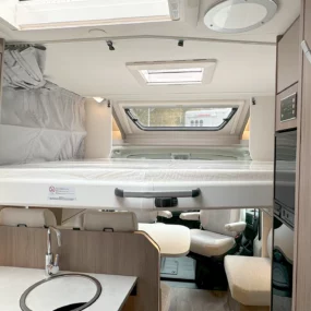 Carado T447 Pro + Drop Down Bed