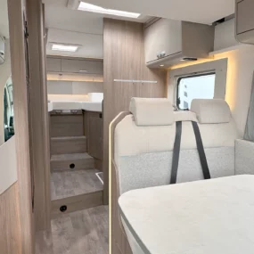 Carado T447 Pro + Interior