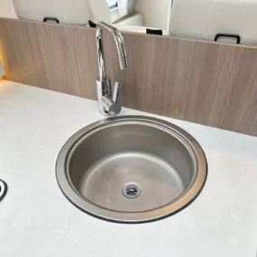 Carado T447 Pro + Kitchen Sink
