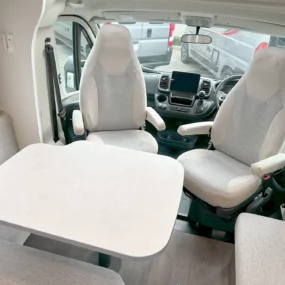 Carado T447 Pro + Lounge Area