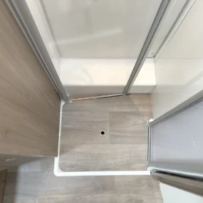 Carado T447 Pro + Shower Floor