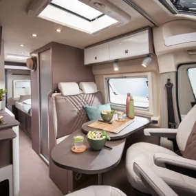 Burstner Eliseo C642 Campervan - Interior