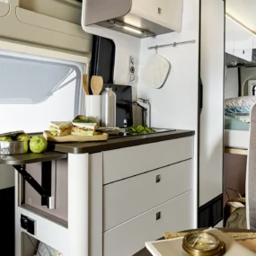 Burstner Eliseo C642 Campervan - Kitchen