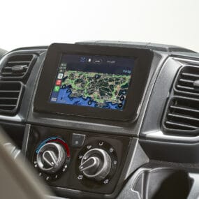 Burstner Eliseo Campervan - Navigation