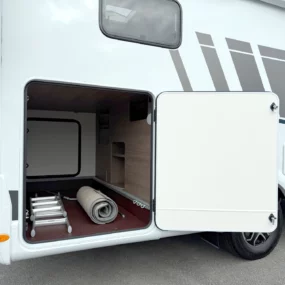 Carado T447 Pro Plus Motorhome 7114 - Exterior Garage