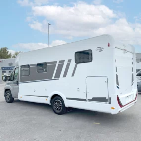 Carado T447 Pro Plus Motorhome 7114 - Exterior Rear Left
