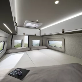 Hymer Grand Canyon S 700 Campervan - Bed