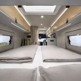 Hymer Grand Canyon S 700 Campervan - Bed Detail
