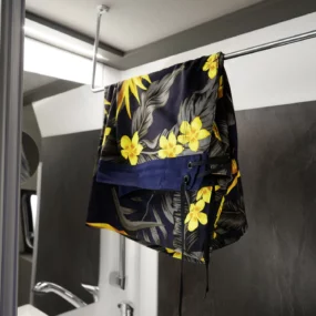 Hymer Grand Canyon S 700 Campervan N102710 - Bathroom Drying Hanger