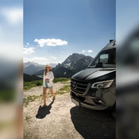 Hymer Grand Canyon S Xperience Campervan - Exterior Lifestyle Bonnet