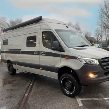 Hymer GCS 700 4X4 Pop Top Exterior Main Image