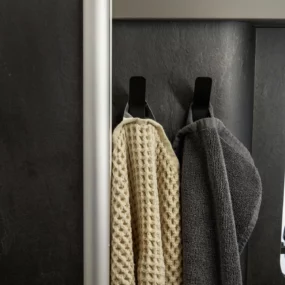 Hymer Grand Canyon S 700 Campervan N102710 - Bathroom Hooks