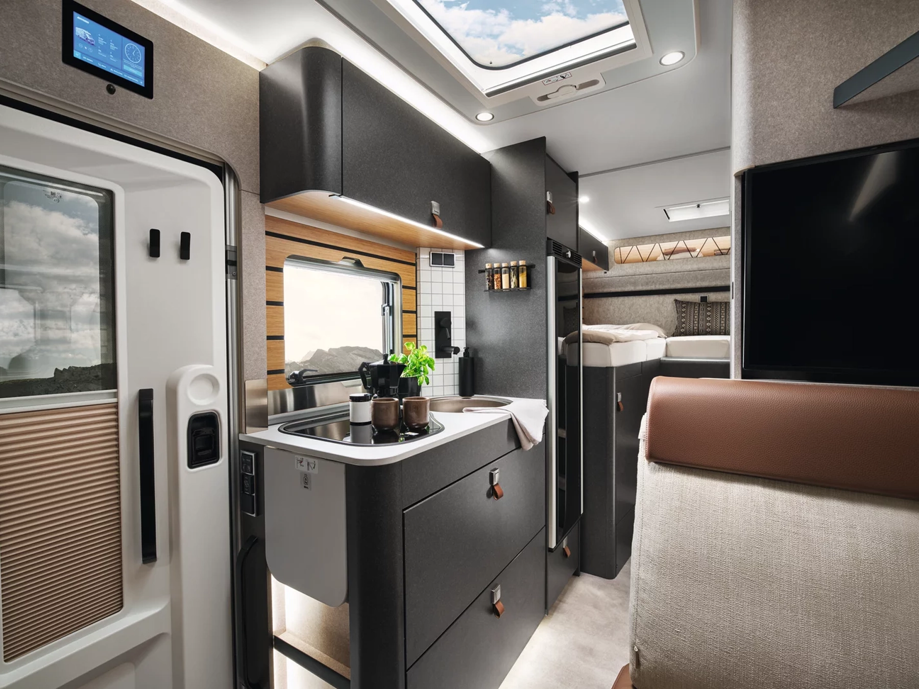 Hymer ML-T 570 Motorhome - Kitchen