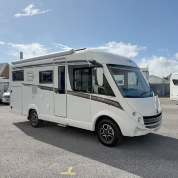 Carthago C-Compactline I 141 LE Exterior Front Main Image