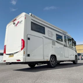 Carthago C-Compactline I 141 LE Exterior Right Rear