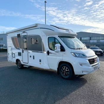 Burstner Lyseo TD 680 G Harmony Line Exterior Front