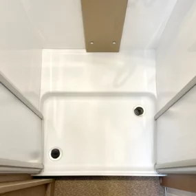 Burstner Lyseo TD 680 G Shower Floor