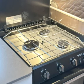 Burstner Lyseo TD 680 G Thetford Grill